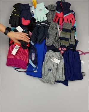 Фотография  120 - Шапки, шарфы, перчатки детские СТОК#3 кг, ЛОТ №2452 оптом в Петрозаводске и Карелии