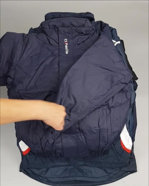 Фотография  764 - Куртки СПОРТ СТОК дети#10 кг , Лот№ 2641 оптом в Петрозаводске и Карелии