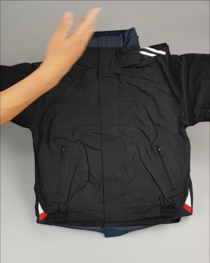 Фотография  897 - Куртки СПОРТ СТОК дети#10 кг , Лот№ 2643 оптом в Петрозаводске и Карелии