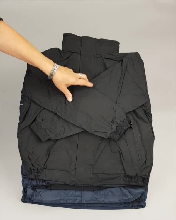 Фотография  330 - Куртки СПОРТ СТОК дети#10 кг , Лот№ 2644 оптом в Петрозаводске и Карелии