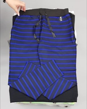 Фотография  520 - CIRCUS mix #11,8 кг, ЛОТ №4284 оптом в Петрозаводске и Карелии