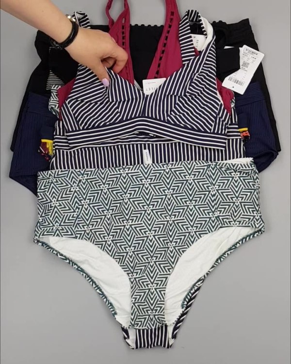 Фотография  905 - Купальники Chantelle#23 шт, ЛОТ №4412 оптом в Петрозаводске и Карелии