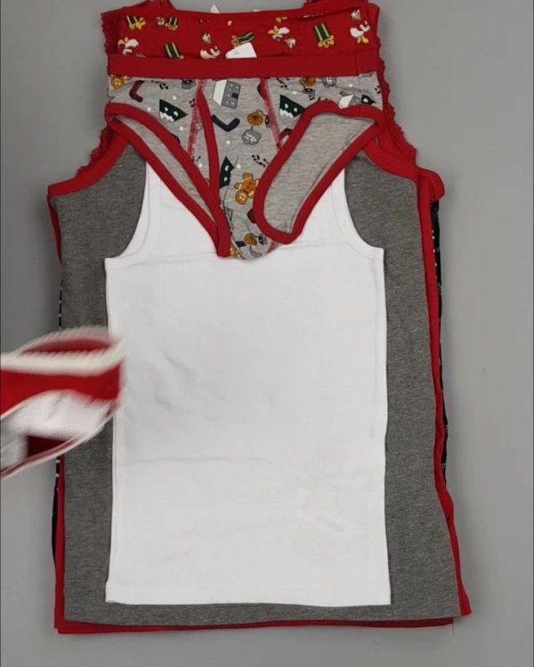 Фотография  858 - Нижнее белье CALZEDONIA дети#40 шт, ЛОТ №4443 оптом в Петрозаводске и Карелии