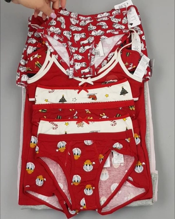 Фотография  324 - Нижнее белье CALZEDONIA дети#40 шт, ЛОТ №4444 оптом в Петрозаводске и Карелии