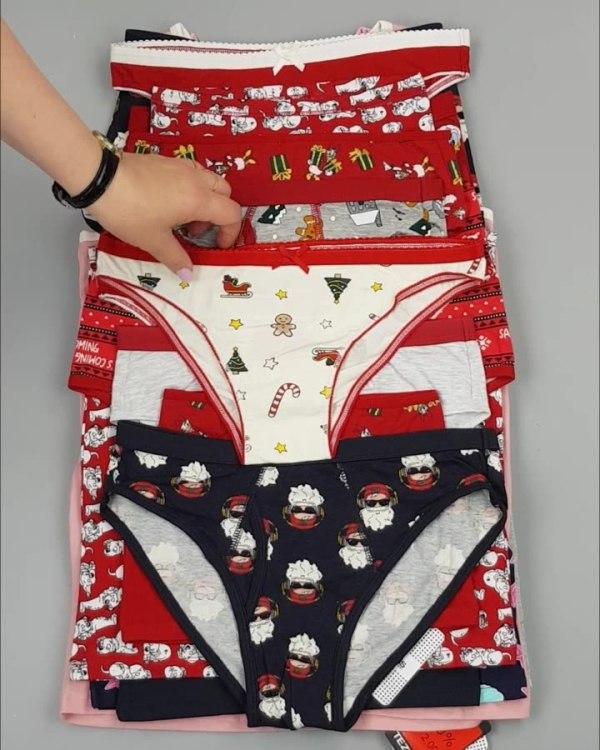 Фотография  249 - Нижнее белье CALZEDONIA дети#40 шт, ЛОТ №4446 оптом в Петрозаводске и Карелии