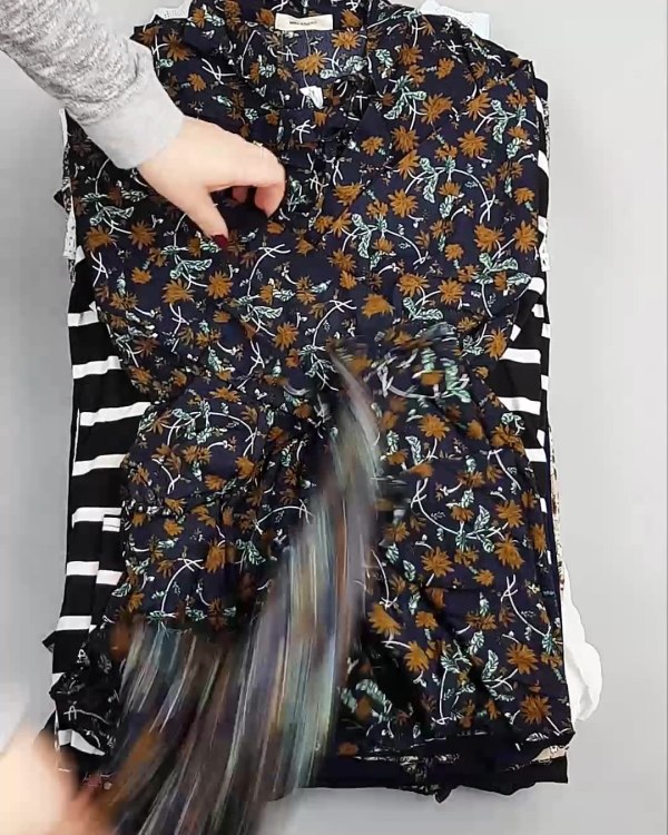 Фотография  504 - Платья Корея#20 шт, ЛОТ №5615 оптом в Петрозаводске и Карелии