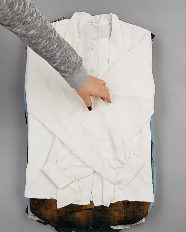 Фотография  203 - Блузки Корея#20 шт, ЛОТ №5622 оптом в Петрозаводске и Карелии