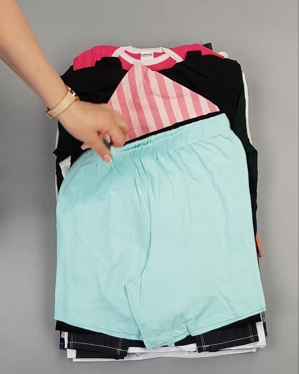 Фотография  799 - BRAND STOCK Kids Summer#10 кг, ЛОТ №5810 оптом в Петрозаводске и Карелии