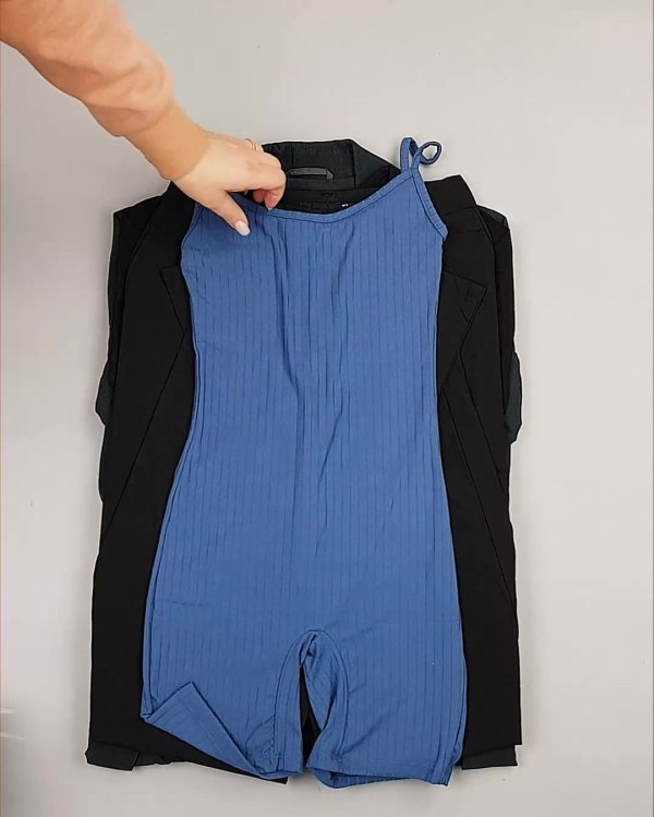 Фотография  256 - Англия СТОК лето#15 кг, ЛОТ №6004 оптом в Петрозаводске и Карелии