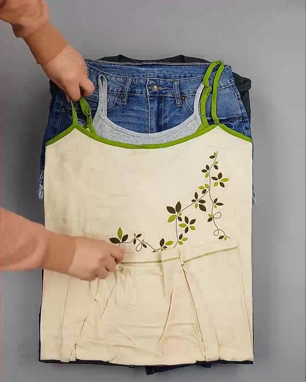 Фотография  723 - Англия СТОК лето#15 кг, ЛОТ №6004 оптом в Петрозаводске и Карелии