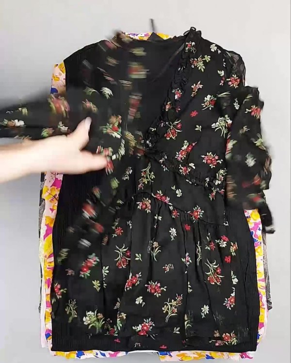 Фотография  447 - BESTSELLER WOMEN Summer mix#15 кг, ЛОТ №6020 оптом в Петрозаводске и Карелии