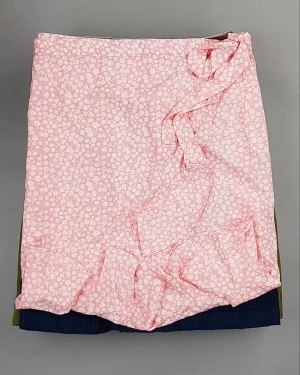 Фотография  763 - Юбки Bestseller 44#5 кг, ЛОТ №6119 оптом в Петрозаводске и Карелии