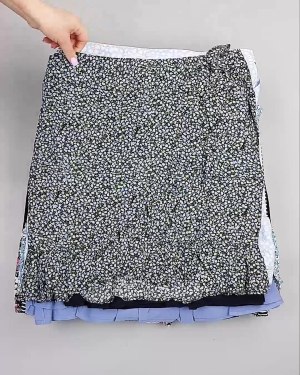 Фотография  710 - Юбки Bestseller 44#5 кг, ЛОТ №6121 оптом в Петрозаводске и Карелии