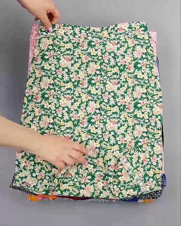 Фотография  893 - Юбки Bestseller 44#5 кг, ЛОТ №6123 оптом в Петрозаводске и Карелии