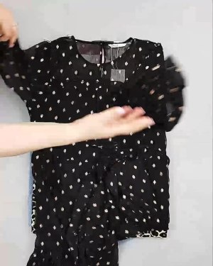 Фотография  517 - DK, Bestseller Summer mix#50 кг, ЛОТ №6186 оптом в Петрозаводске и Карелии