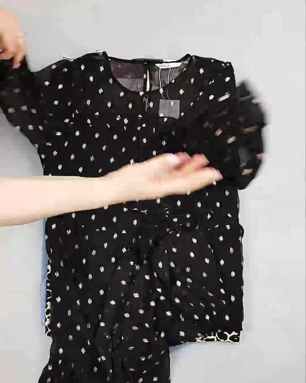 Фотография  725 - DK, Bestseller Summer mix#50 кг, ЛОТ №6186 оптом в Петрозаводске и Карелии