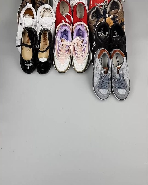 Фотография  178 - Обувь СТОК дети лето#15,7 кг, ЛОТ №6188 оптом в Петрозаводске и Карелии