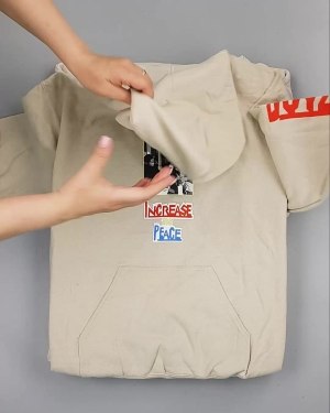 Фотография  369 - Толстовки СТОК CAN#15 кг, ЛОТ №6268 оптом в Петрозаводске и Карелии