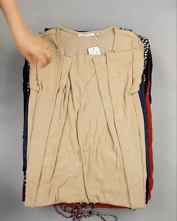 Фотография  410 - TOM TAILOR mix 0424#15 кг, ЛОТ №6333 оптом в Петрозаводске и Карелии