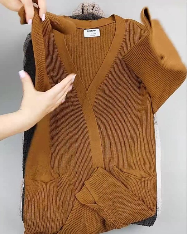 Фотография  154 - Кардиганы СТОК CAN#10 кг, ЛОТ №6474 оптом в Петрозаводске и Карелии