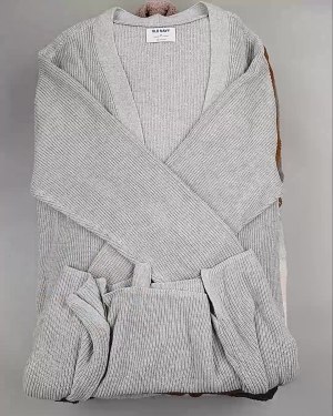 Фотография  382 - Кардиганы СТОК CAN#10 кг, ЛОТ №6474 оптом в Петрозаводске и Карелии