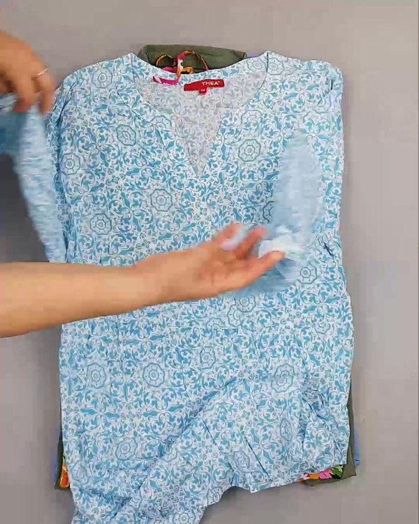 Фотография  741 - Платья Bestseller 44#5 кг, ЛОТ №6538 оптом в Петрозаводске и Карелии