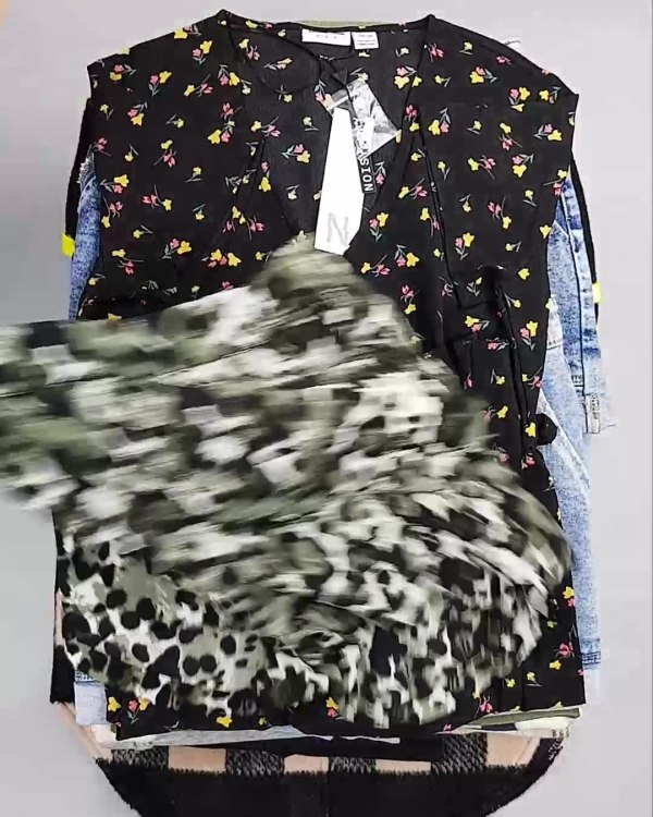 Фотография  950 - PIECES+NOISY MAY mix 074#15 кг, ЛОТ №6556 оптом в Петрозаводске и Карелии