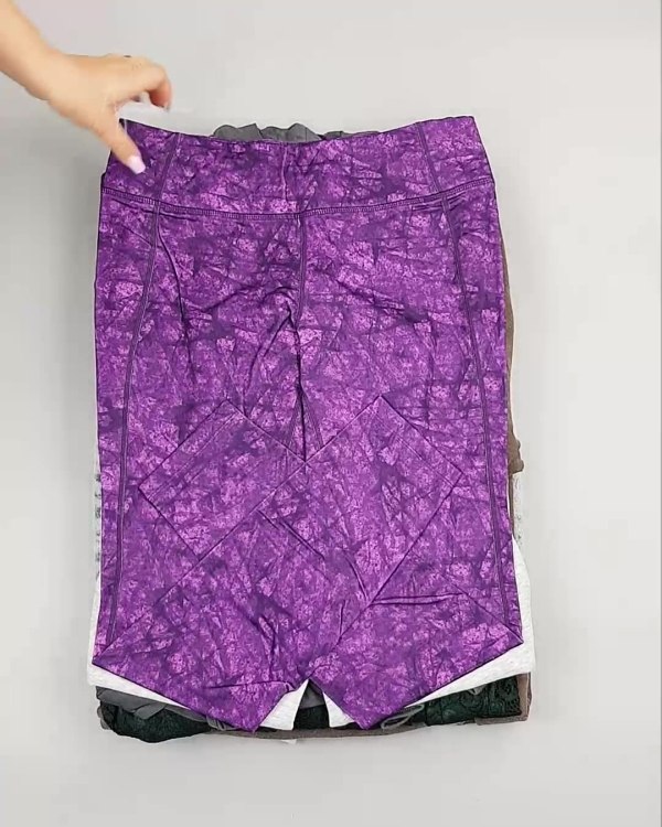 Фотография  483 - Англия СТОК зима#15 кг, ЛОТ №6618 оптом в Петрозаводске и Карелии