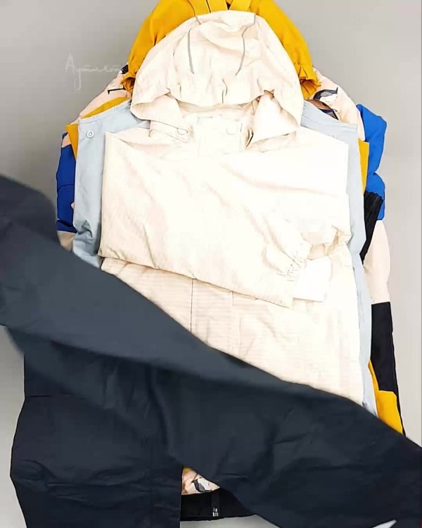 Фотография  402 - Верхняя одежда TCM kids 074#7 кг, ЛОТ №6678 оптом в Петрозаводске и Карелии