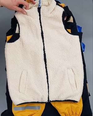 Фотография  829 - Верхняя одежда TCM kids 074#7 кг, ЛОТ №6681 оптом в Петрозаводске и Карелии