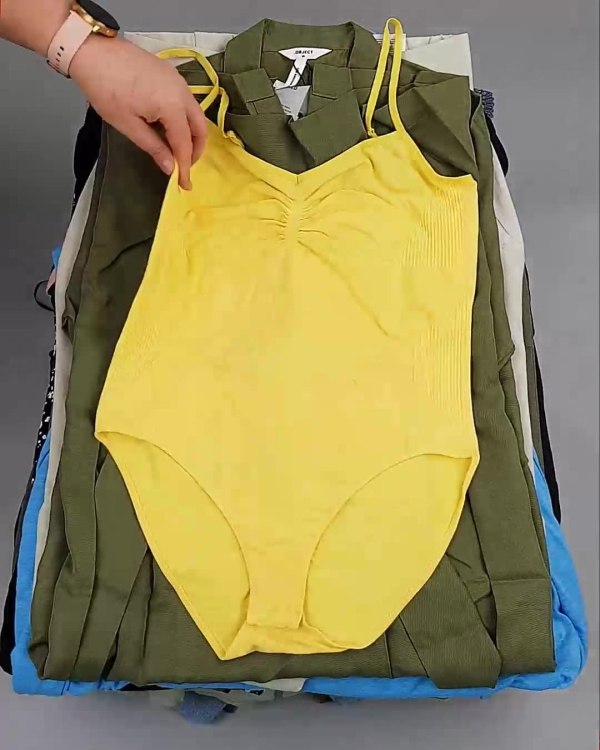 Фотография  329 - ДАНИЯ Summer mix 24#15 кг, ЛОТ №6732 оптом в Петрозаводске и Карелии