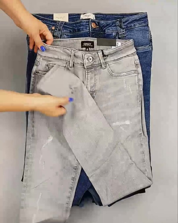 Фотография  885 - Джинсы женские Дания#10 кг, ЛОТ №6762 оптом в Петрозаводске и Карелии