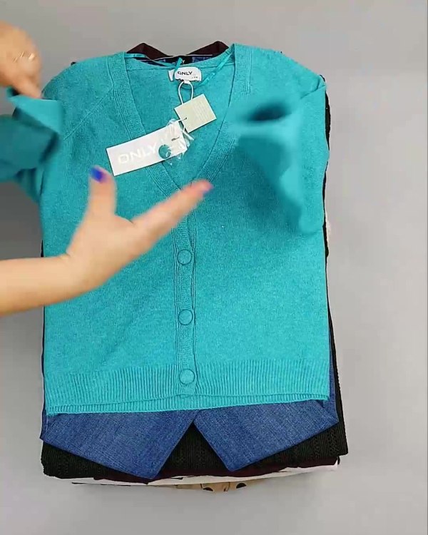 Фотография  520 - ONLY+Vero Moda Winter Mix 064#15 кг, ЛОТ №6844 оптом в Петрозаводске и Карелии