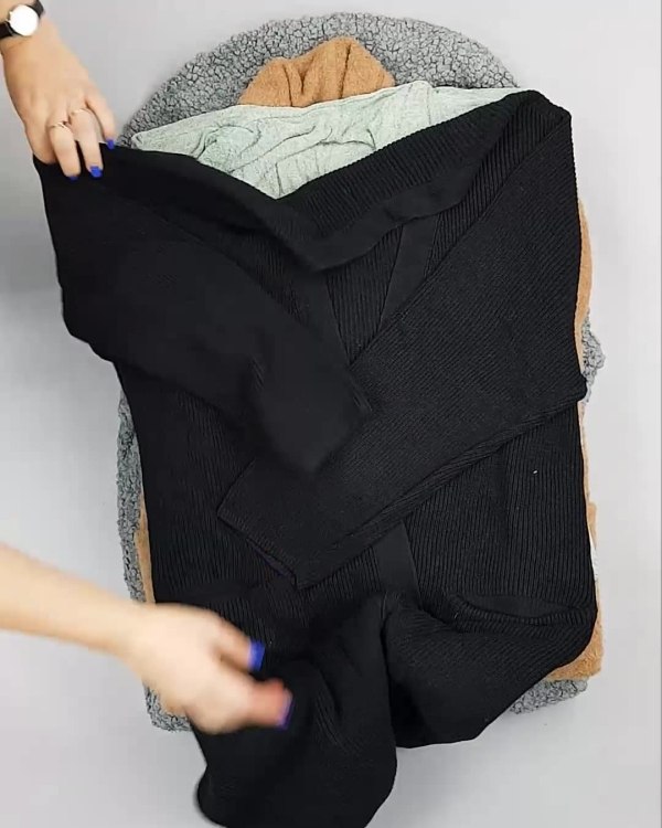 Фотография  896 - Кардиганы СТОК CAN#10 кг, ЛОТ №6887 оптом в Петрозаводске и Карелии