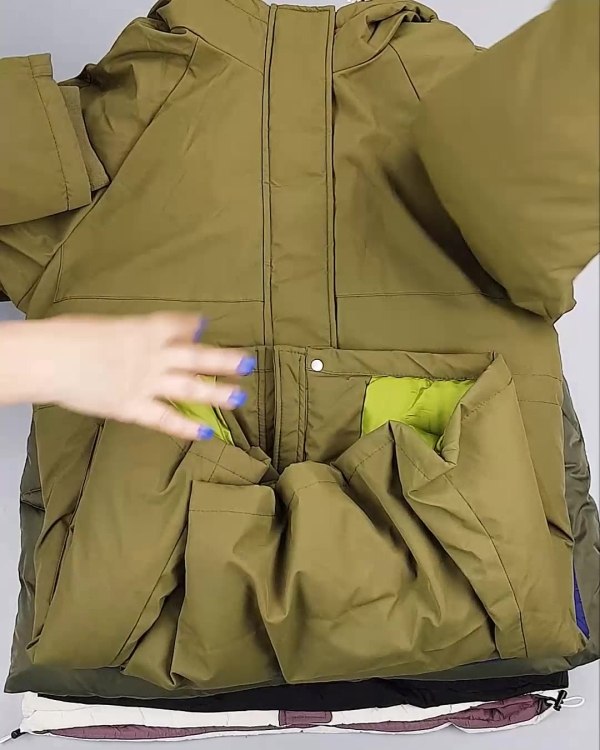 Фотография  601 - Верхняя одежда Дания#10,1 кг ЛОТ №6909 оптом в Петрозаводске и Карелии