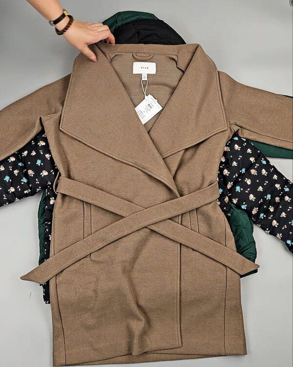 Фотография  200 - Верхняя одежда VILA#10 кг, ЛОТ №6824 оптом в Петрозаводске и Карелии