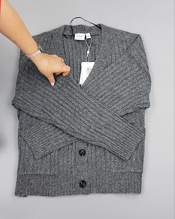 Фотография  665 - Кардиганы VILA W 104#7 кг, ЛОТ №7155 оптом в Петрозаводске и Карелии