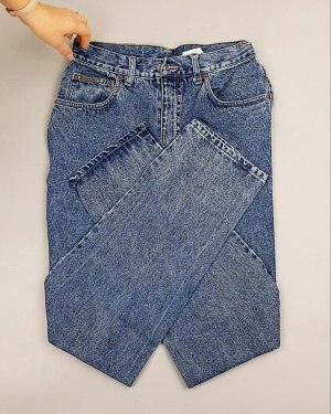 Фотография  500 - Джинсы CALVIN KLEIN муж #7,6 кг, ЛОТ №7021 оптом в Петрозаводске и Карелии