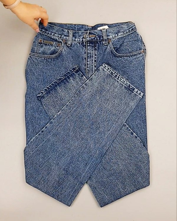 Фотография  683 - Джинсы CALVIN KLEIN муж #7,6 кг, ЛОТ №7021 оптом в Петрозаводске и Карелии