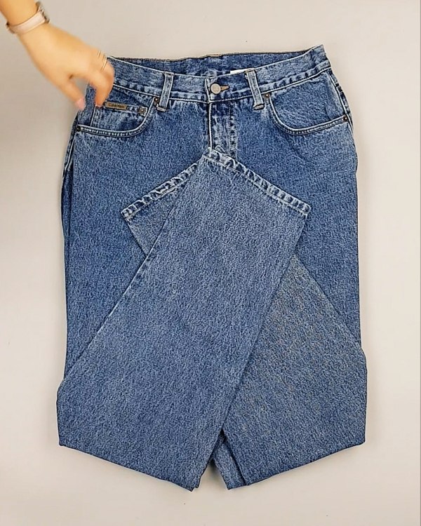 Фотография  822 - Джинсы CALVIN KLEIN муж #8,1 кг, ЛОТ №7022 оптом в Петрозаводске и Карелии