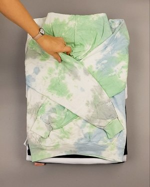 Фотография  378 - HOODIE CAN 084#10 кг, ЛОТ №7033 оптом в Петрозаводске и Карелии