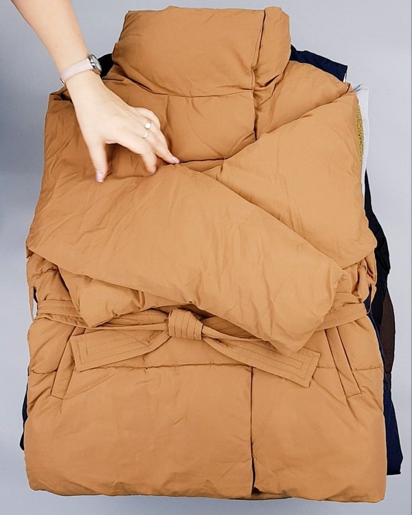 Фотография  890 - Верхняя одежда Дания#9,9 кг, ЛОТ №7057 оптом в Петрозаводске и Карелии