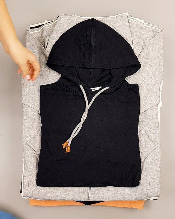 Фотография  428 - SORBINO+RICHMOND men (толстовки+штаны)#9,9 кг, ЛОТ №7106 оптом в Петрозаводске и Карелии