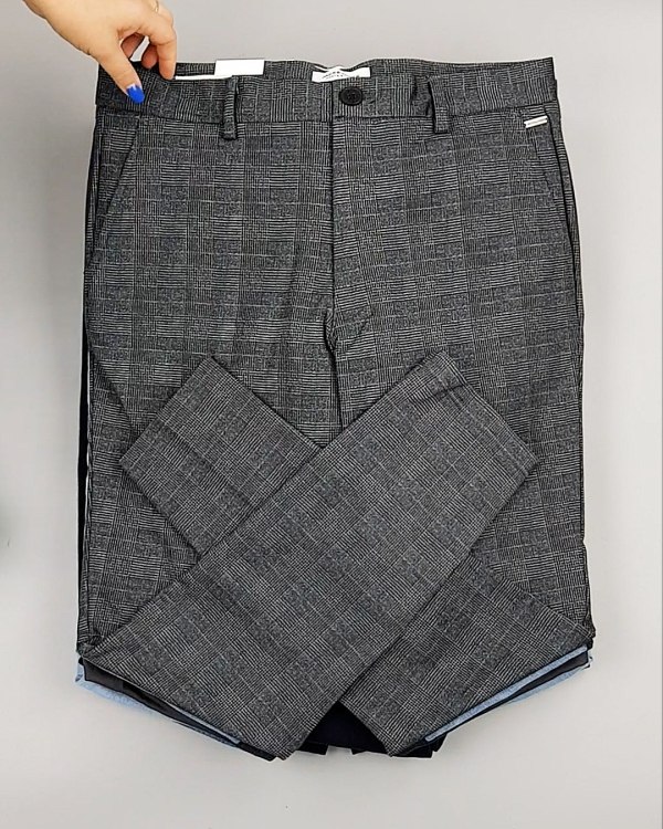 Фотография  646 - Брюки + джинсы JACK JONES 094#10 кг, ЛОТ №6963 оптом в Петрозаводске и Карелии