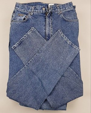 Купить Джинсы CALVIN KLEIN муж #7,6 кг, ЛОТ №7020 оптом в Петрозаводске и Карелии