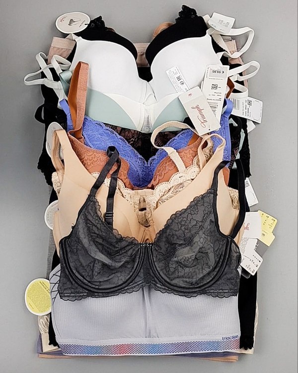 Фотография  186 - Нижнее белье TRIUMPH 104#33 шт, ЛОТ №7136 оптом в Петрозаводске и Карелии