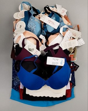 Купить Нижнее белье TRIUMPH 104#33 шт, ЛОТ №7135 оптом в Петрозаводске и Карелии