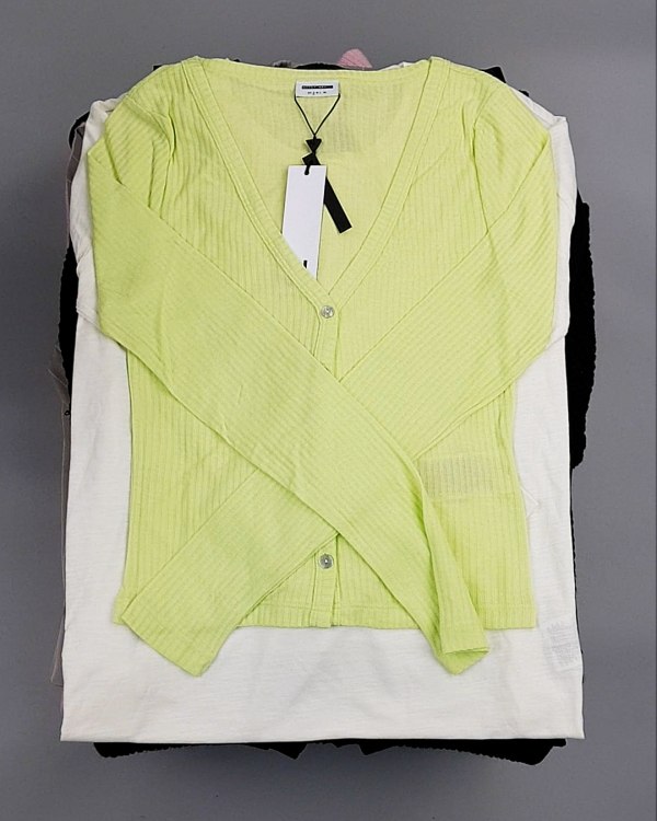 Фотография  232 - NOISY MAY Winter mix 104#15 кг, ЛОТ №7140 оптом в Петрозаводске и Карелии