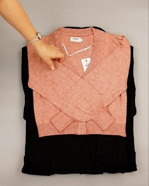 Фотография  541 - ONLY Winter mix 104#15 кг, ЛОТ №7182 оптом в Петрозаводске и Карелии