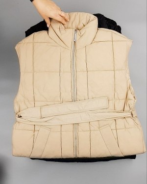 Фотография  648 - Верхняя одежда ONLY 104#10 кг, ЛОТ №7196 оптом в Петрозаводске и Карелии